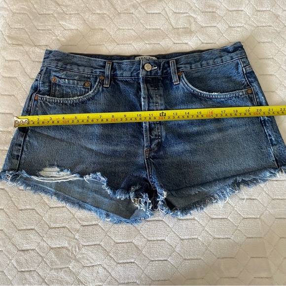 AGOLDE Parker Vintage Cut Off Denim
Shorts Rock Steady Size 32 - Picture 8 of 14
